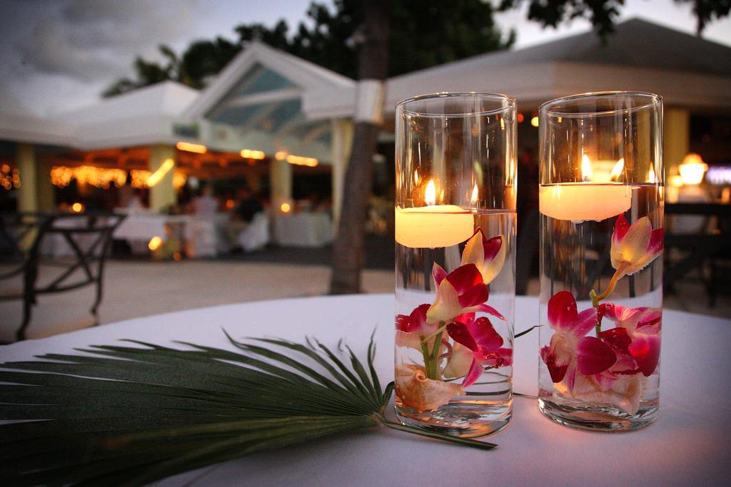 Tamarind Reef Resort Spa & Marina Christiansted Exterior photo